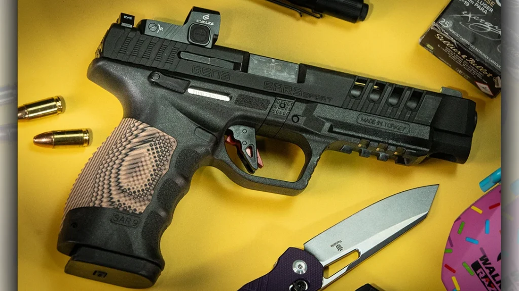 With the VZ Grips backstrap installed, the gun locked into the web of my hand and pointed naturally.