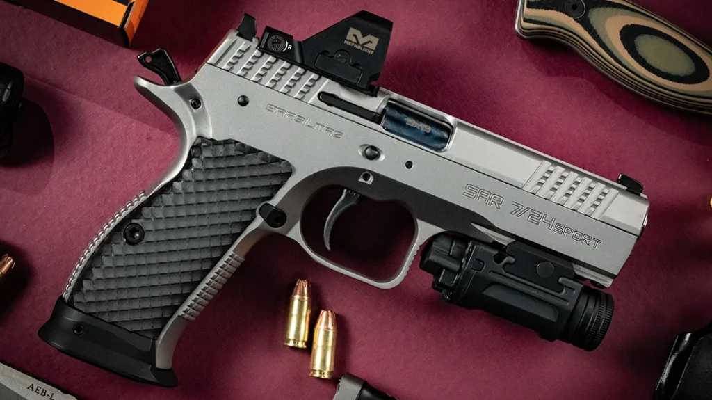 Out of the box, the Sarsilmaz 7/24 Sport presents itself as a purpose-built steel frame pistol with clear intent.